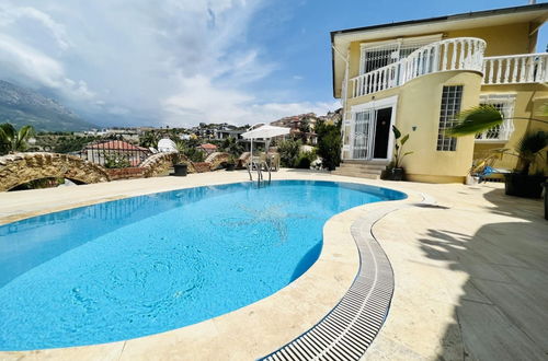 Foto 1 - Dazzling Villa With Private Pool in Alanya