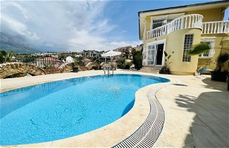 Foto 1 - Dazzling Villa With Private Pool in Alanya