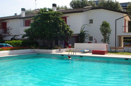 Photo 12 - Villa in Front of the Pedestrian Area With Pool