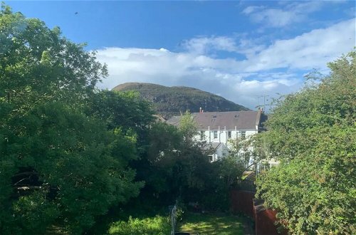 Photo 21 - Peaceful 2 Bedroom Apartment in Prestonfield With Arthurs Seat Views