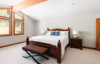 Photo 2 - Mason by Avantstay Sleeps 16! Modern Mountain Escape w/ Hot Tub