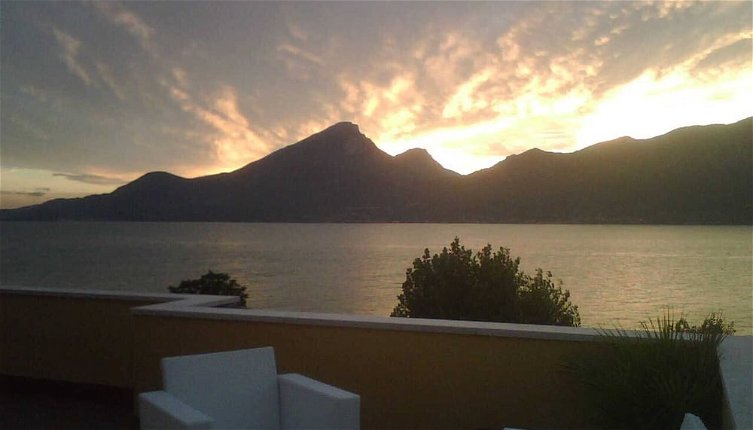 Photo 1 - Modern Apartment With Large Terrace Malcesine