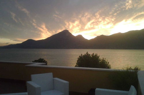 Foto 1 - Modern Apartment With Large Terrace Malcesine