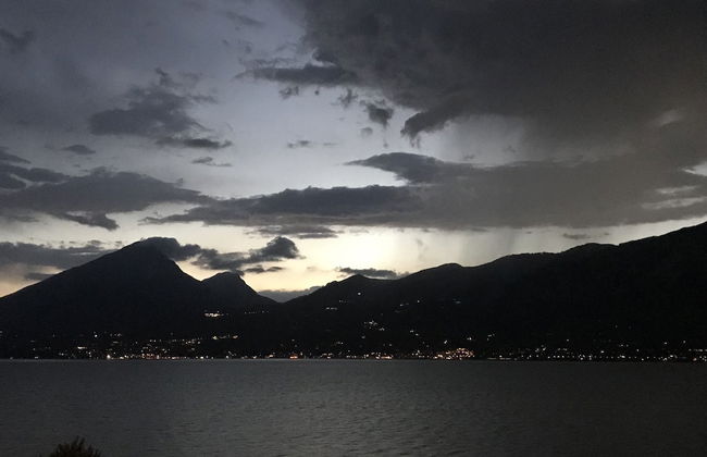 Modern Apartment With Large Terrace Malcesine - Foto 16