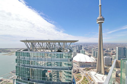 Photo 51 - Stallion Suites Opp CN Tower & Scotiabank Arena