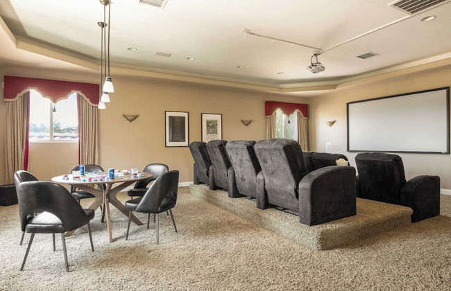 Sangiovese By Avantstay Spectacular Estate w/ Pool, Hot Tub & Putting Green - Photo 23
