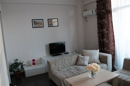 Foto 11 - Apartment on Kuchishvili Str.