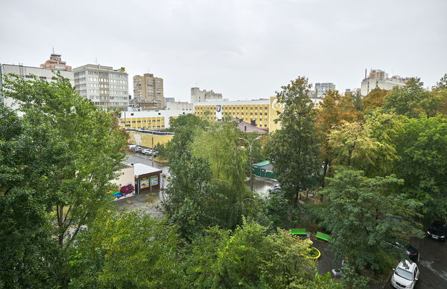 VIP apartment Studio Lesi Ukrainky Blvd - Photo 12