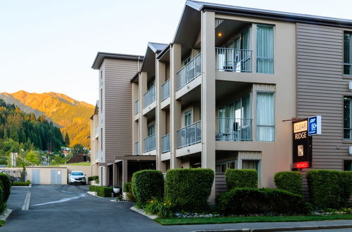 Photo 1 - Clear Ridge Apartments