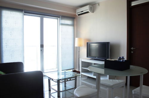 Photo 9 - Modern Look 2BR Gateway Pasteur Apartment