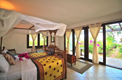 Photo 5 - Villa Paradise ON THE Ocean