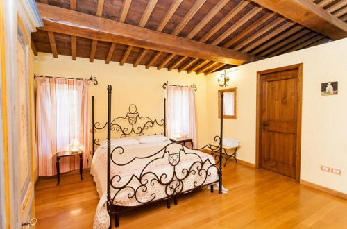 Photo 4 - Podere Caldaruccio La Pineta - 26 People Cottage & Villa