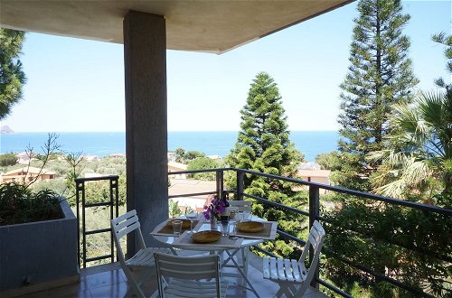 Foto 8 - Panoramic Villa Near The Sea