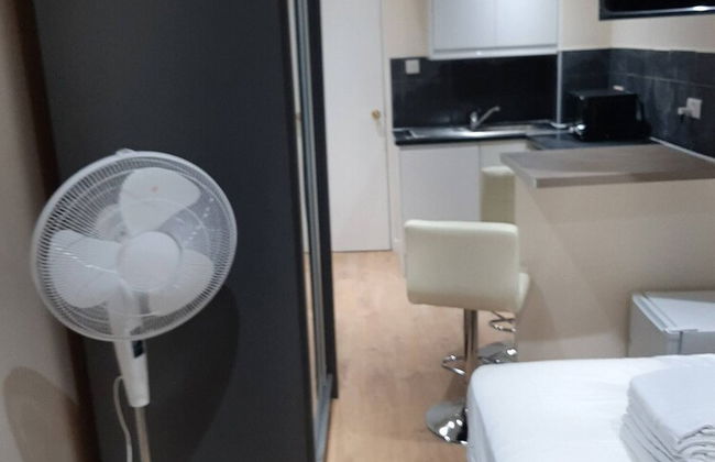 Room in House - Aa Guest Room2 - Foto 5