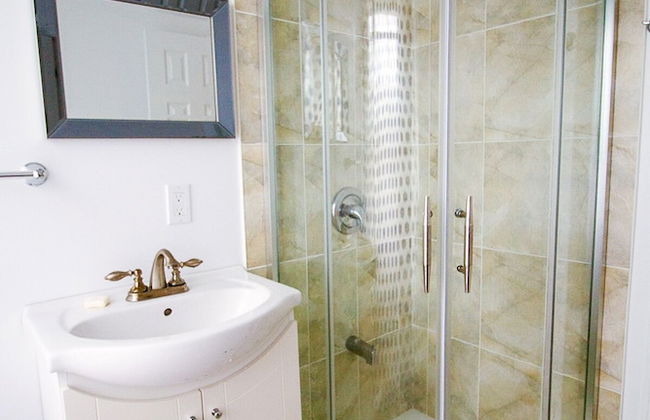 1 Bedroom Apartment near Kensington Market - Unit 4 - Photo 6