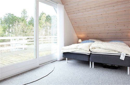 Photo 8 - 10 Person Holiday Home in Glesborg