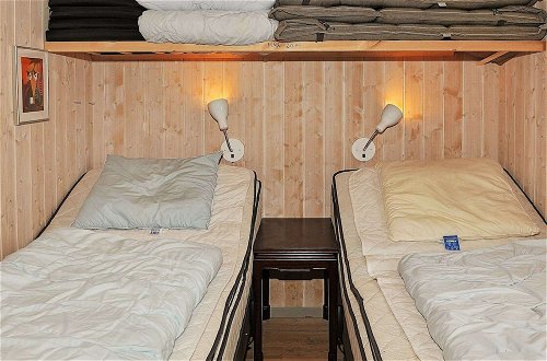 Photo 4 - 4 Person Holiday Home in Oksbol
