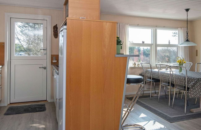 6 Person Holiday Home in Henne - Foto 13