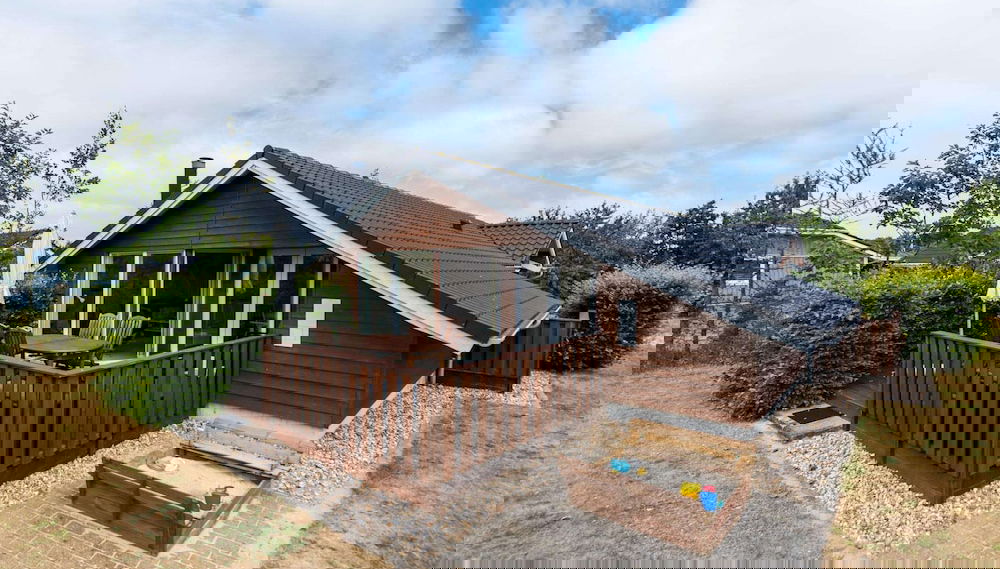 Primary image