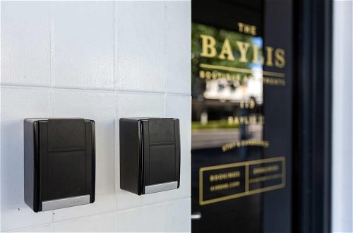 Foto 58 - The Baylis Boutique Apartments