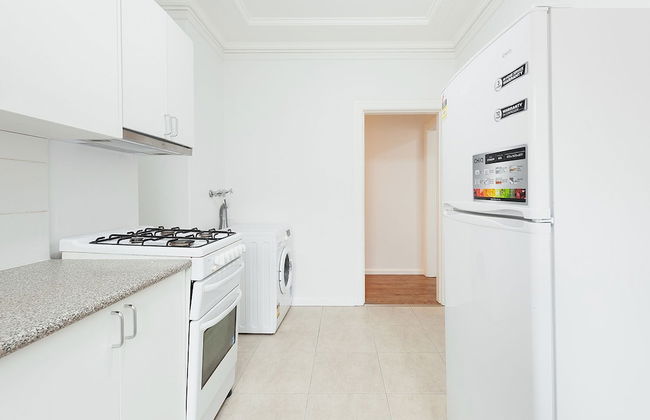 Newly Renovated Apt Close to CBD Unit 2 - Foto 5