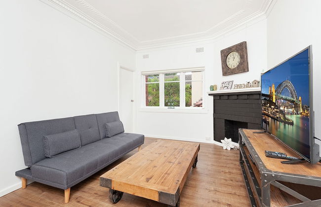 Newly Renovated Apt Close to CBD Unit 2 - Foto 1