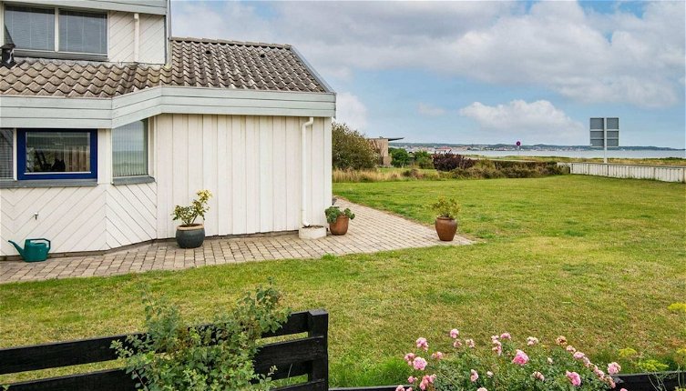 Photo 1 - 6 Person Holiday Home in Ebeltoft