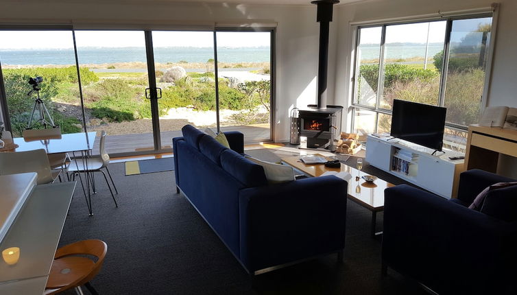 Foto 1 - Coorong Waterfront Retreat