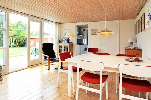 Foto 4 - 6 Person Holiday Home in Store Fuglede