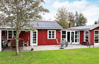 Photo 1 - 6 Person Holiday Home in Store Fuglede