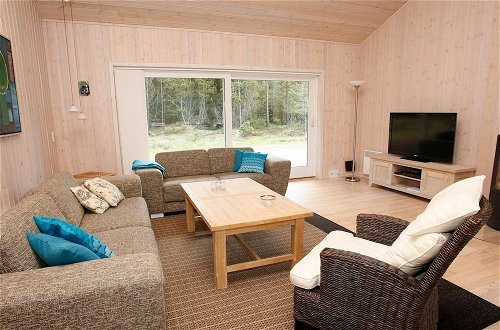 Photo 4 - 10 Person Holiday Home in Albaek