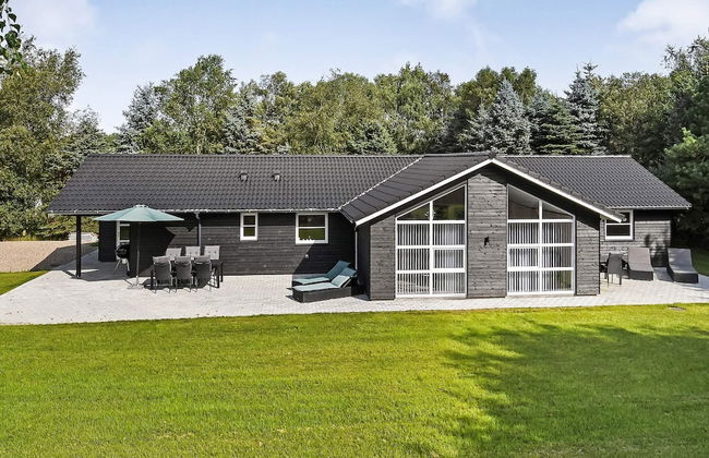 8 Person Holiday Home in Oksbol - Foto 25