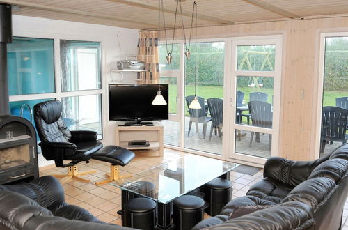 Photo 11 - 12 Person Holiday Home in Nordborg