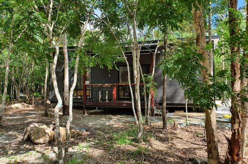 Photo 30 - Airlie Beach Eco Cabins - Adults only