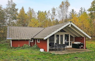 Foto 1 - 4 Person Holiday Home in Martofte