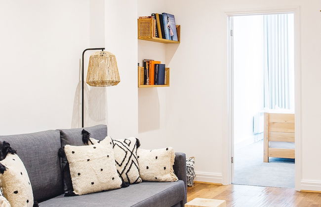 2 Bed Apartment Right on Trafalgar Square - Foto 30