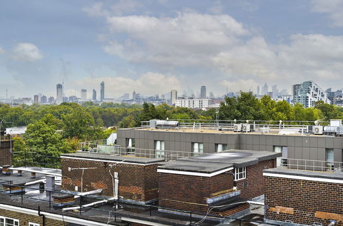 Photo 30 - Superb Apartment With Terrace Near the River in Putney by Underthedoormat