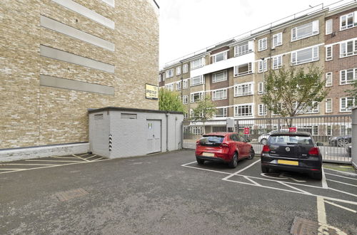 Photo 29 - Superb Apartment With Terrace Near the River in Putney by Underthedoormat