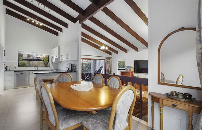 Spacious Family Home - Backyard-Mt-Views - Foto 16