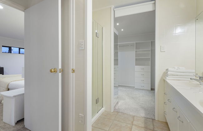 Spacious Family Home - Backyard-Mt-Views - Foto 40