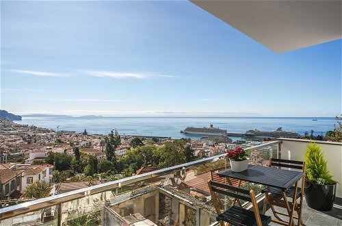 Foto 1 - Duplex With sea and Mountain Views, Casa do Castelo