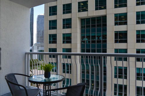 Photo 14 - Amazing Studio Apt BRICKELL With pool