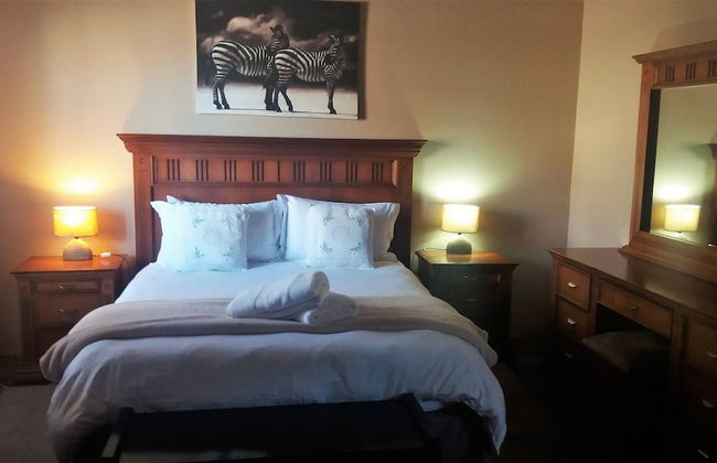 "room in B&B - Room for 6 - Amarachi Guesthouse in Swakopmund Namibia Near Beach and Malls!" - Foto 4