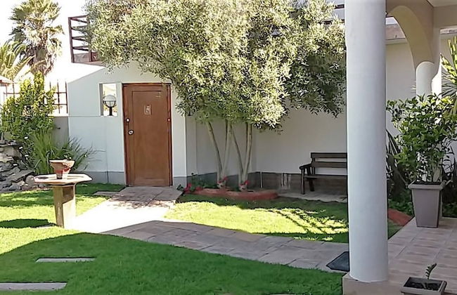 "room in B&B - Room for 6 - Amarachi Guesthouse in Swakopmund Namibia Near Beach and Malls!" - Foto 19