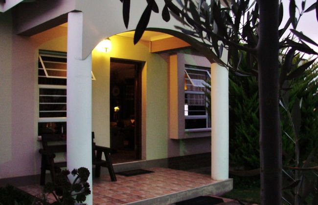 "room in B&B - Room for 6 - Amarachi Guesthouse in Swakopmund Namibia Near Beach and Malls!" - Foto 22