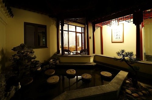 Foto 33 - Lianyungang Donghai Shisu Onsen Villa