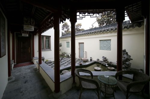 Photo 40 - Lianyungang Donghai Shisu Onsen Villa