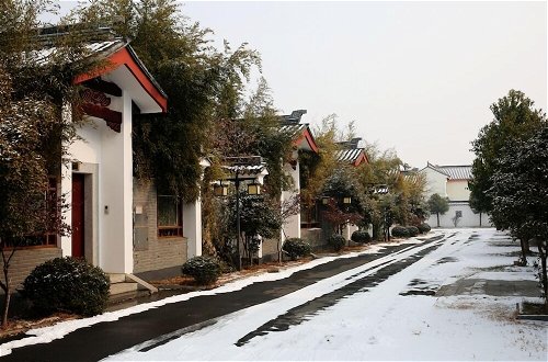 Foto 37 - Lianyungang Donghai Shisu Onsen Villa