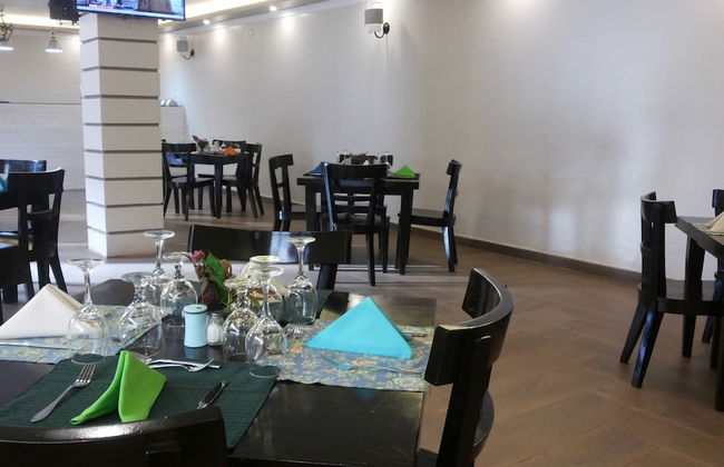 Tripplex Hotel - Foto 49