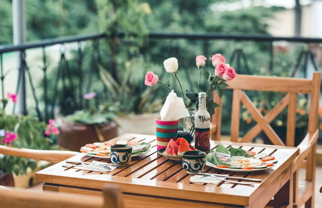 Hillside Homestay Hue - Em Room top Apartment - Foto 1